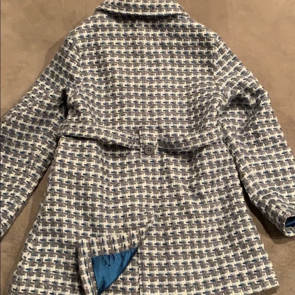 Gymboree lined coat in gray, white and turquoise